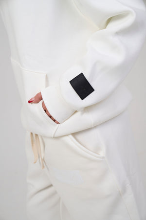 Women – Off White Winter Sweatpants – Seemly Essentials
