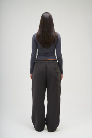 Women – Dark grey Long Sleeve Round Top – Seemly Essentials