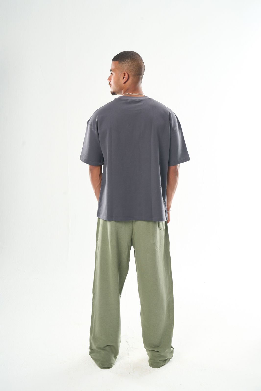 Men – Dark grey Basic T-Shirt – Seemly Essentials