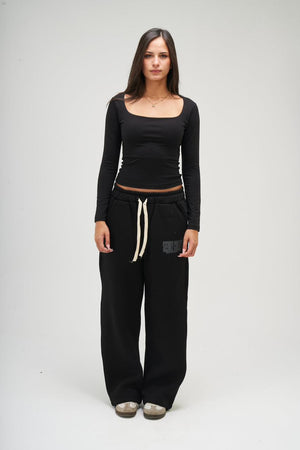 Women – Black Long Sleeve Square Top – Seemly Essentials