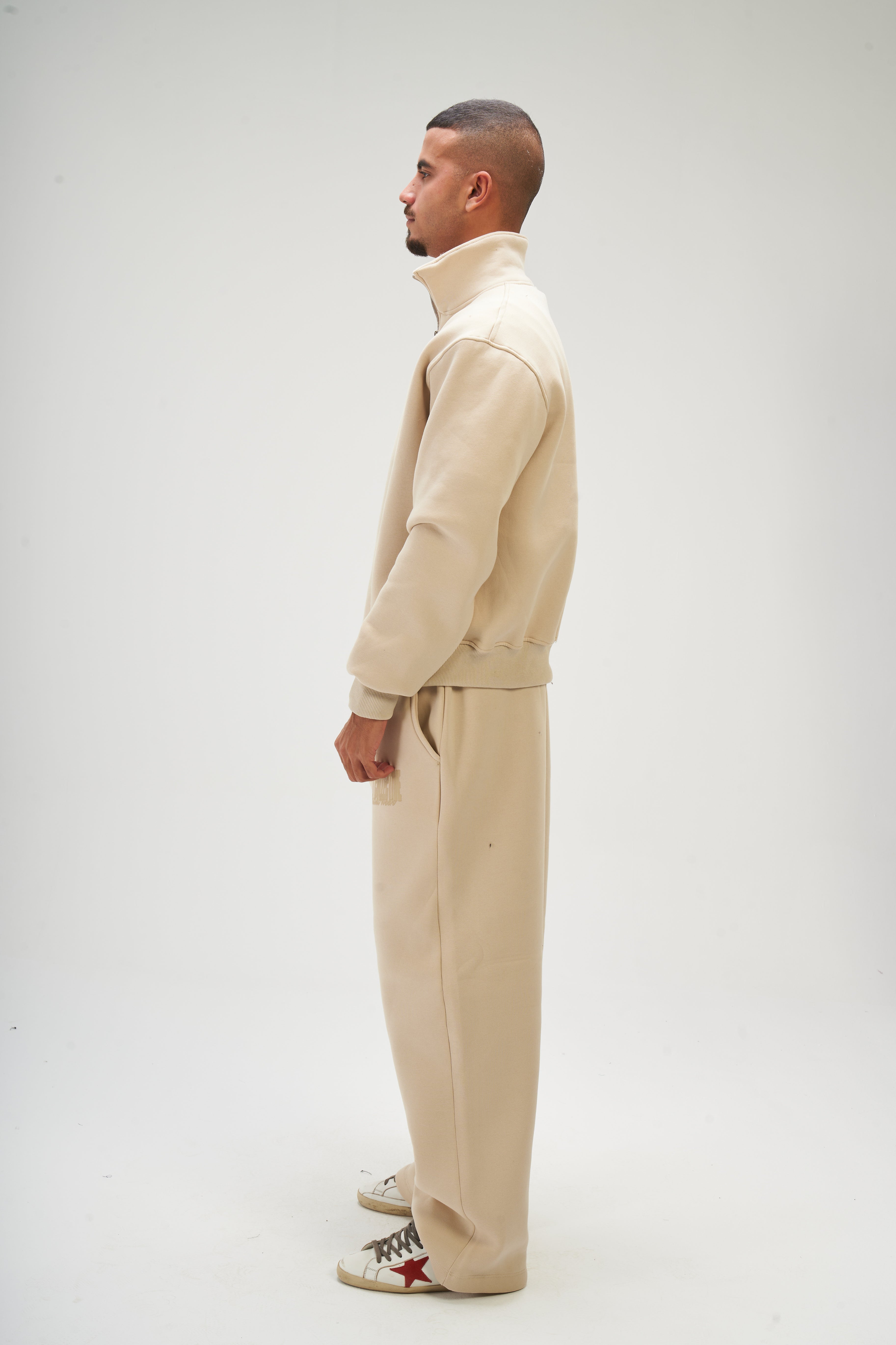 Men – Beige Q-Zip – Seemly Essentials