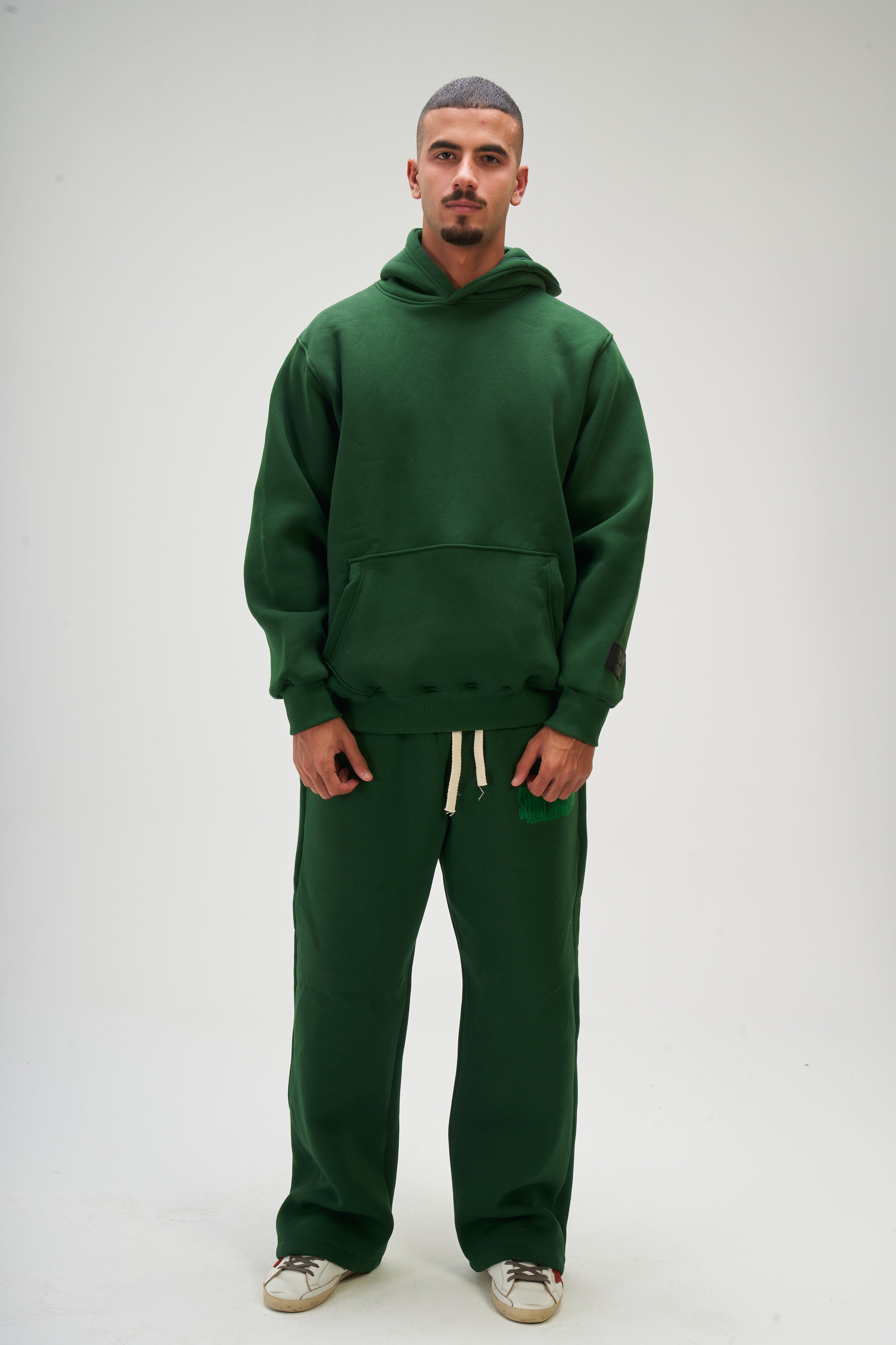 Men – Dark Green Winter Sweatpants – Seemly Essentials
