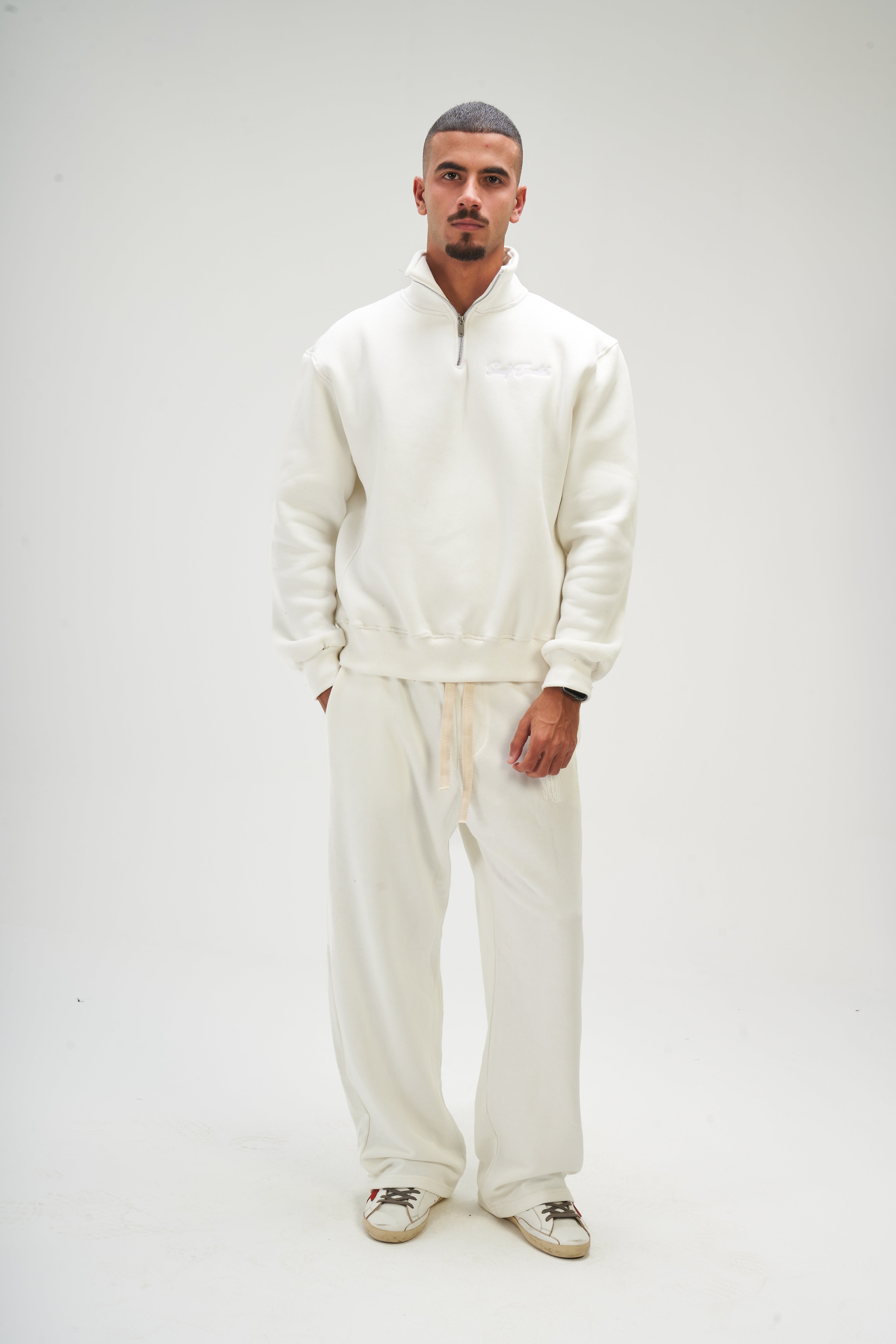 Men – White Q-Zip – Seemly Essentials