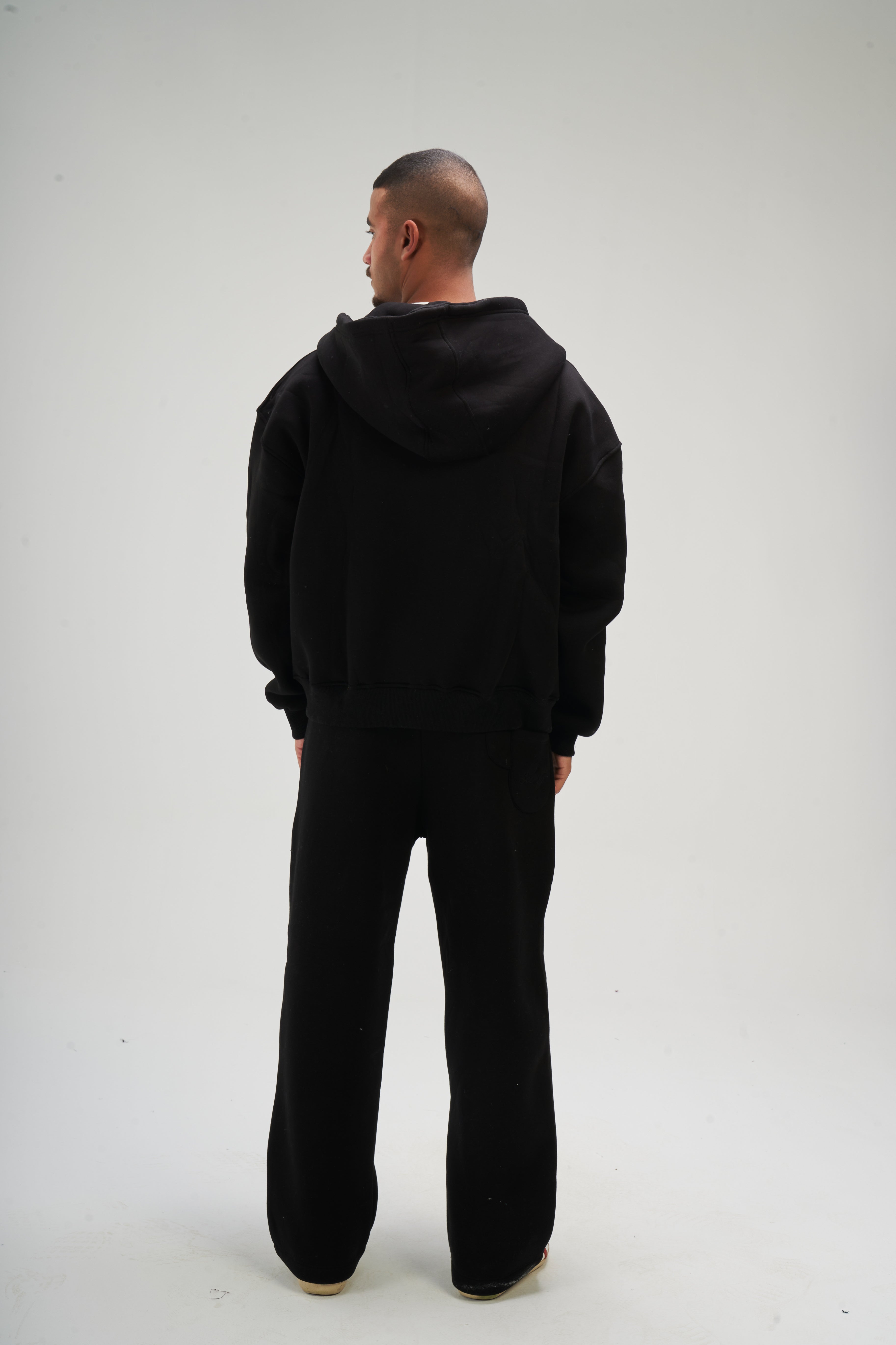 Men – Black Zip-Up Hoodie – Seemly Essentials