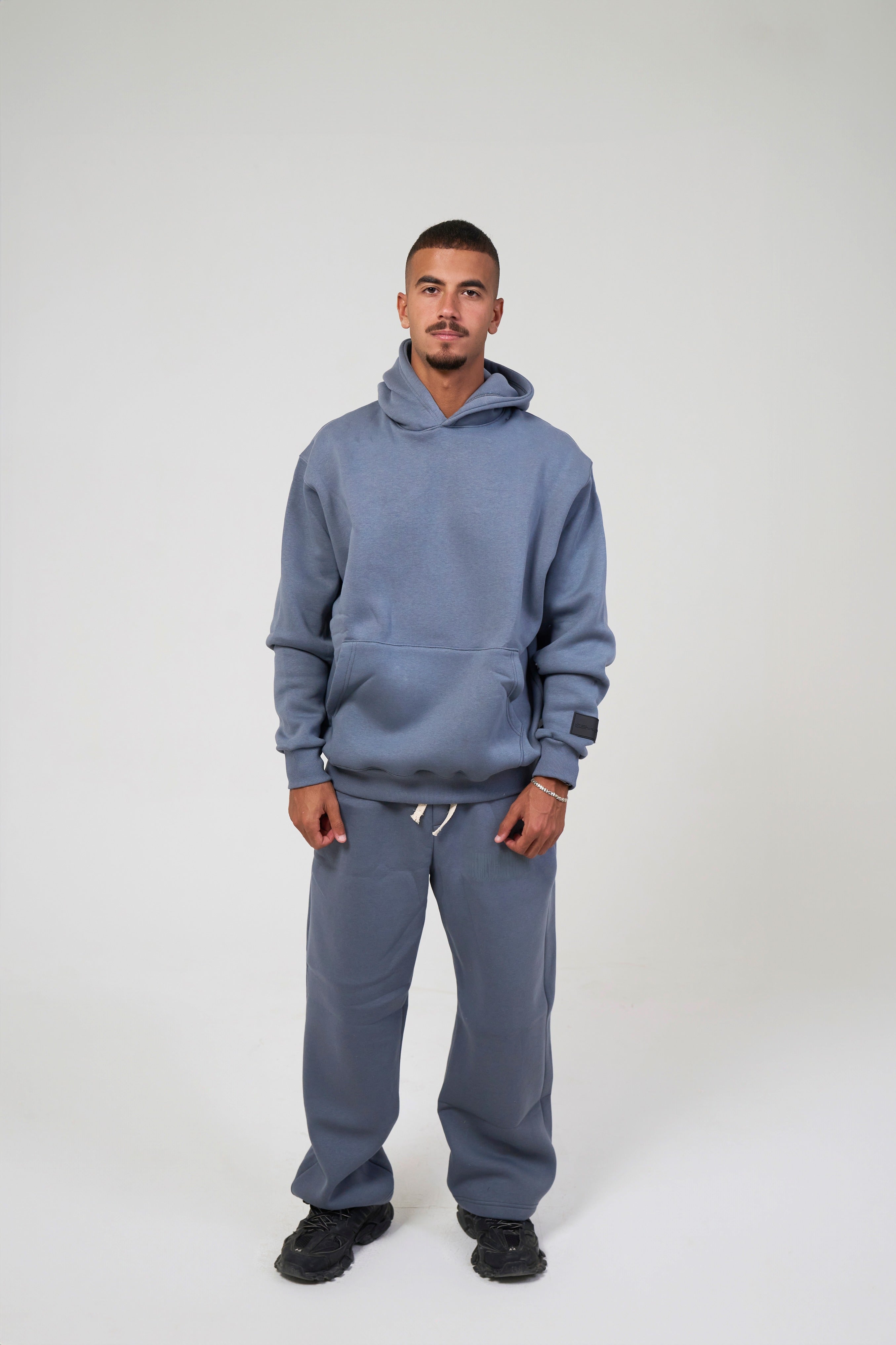 Men – Charcoal Grey Basic Hoodie – Seemly Essentials