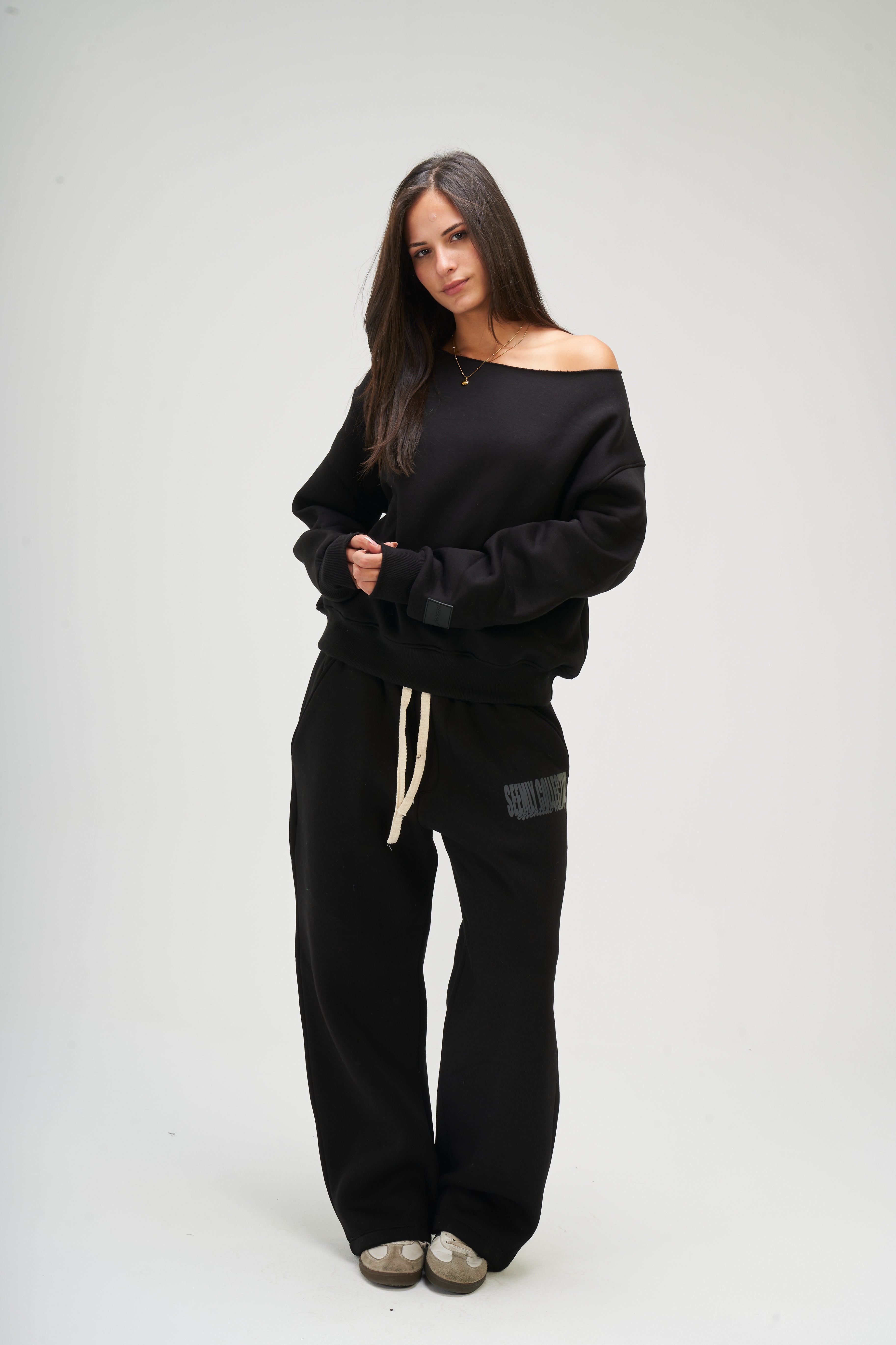 Women – Black Off Shoulder – Seemly Essentials