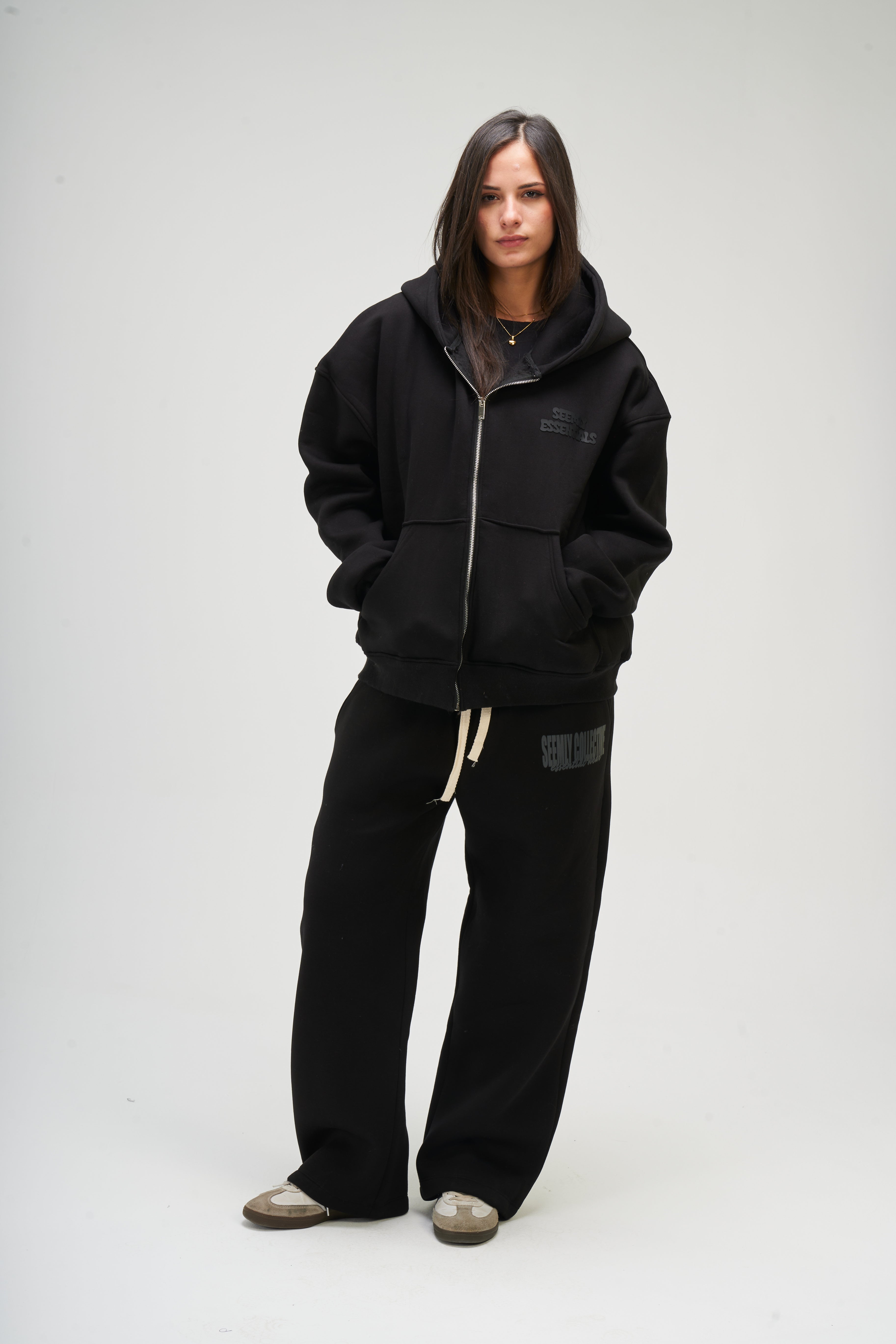 Women – Black Zip-Up Hoodie – Seemly Essentials