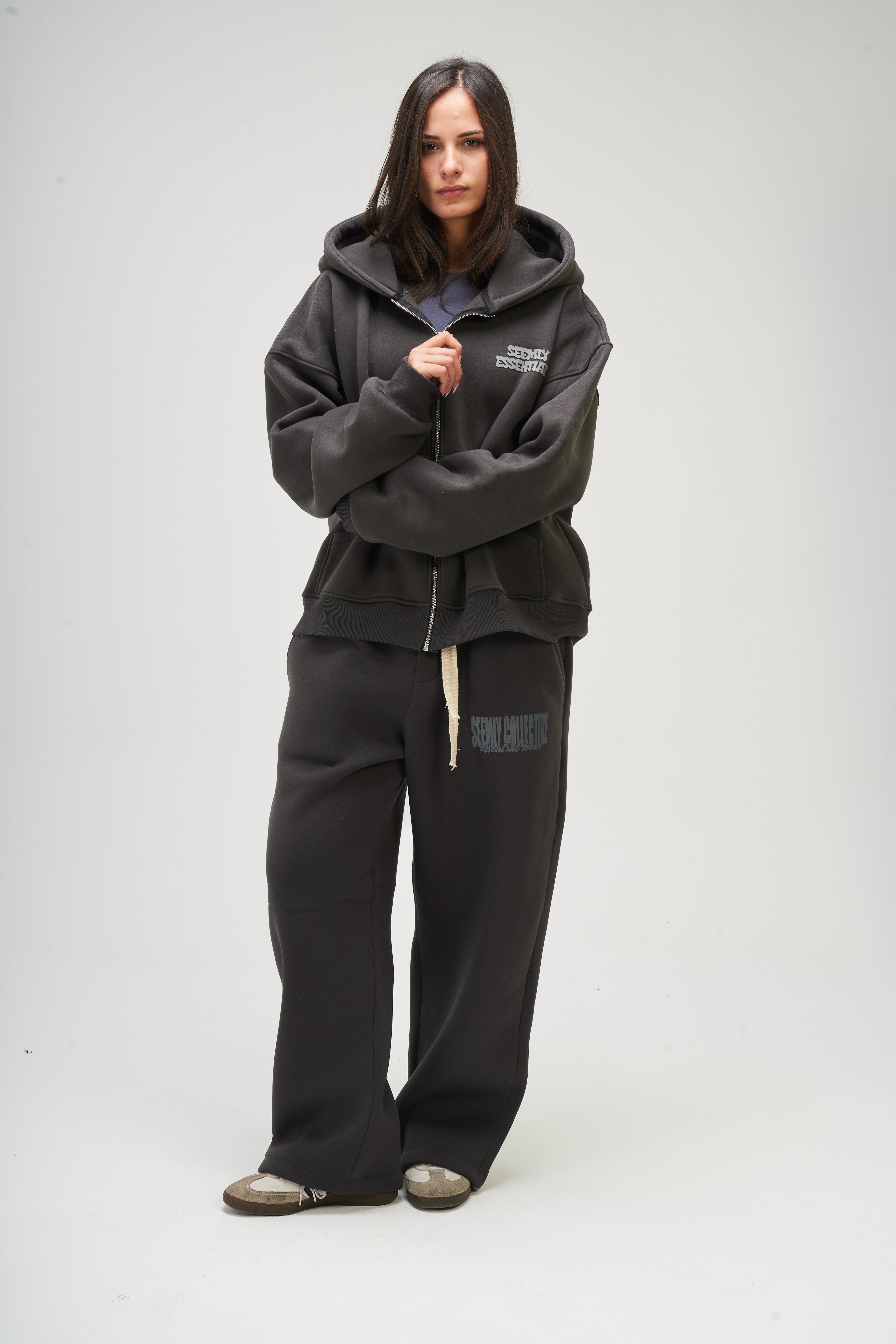 Women – Dark Grey Zip-Up Hoodie – Seemly Essentials