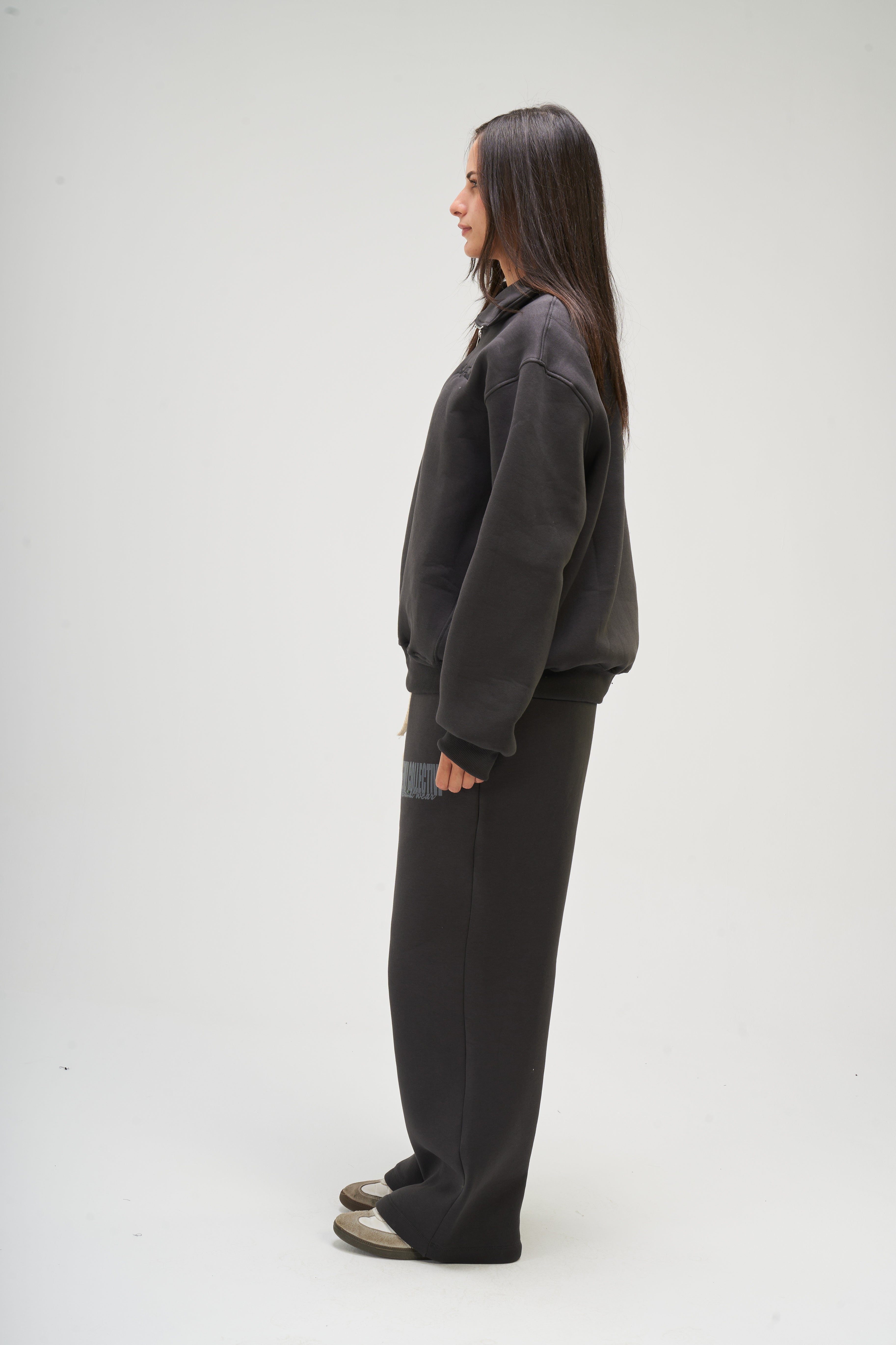 Women – Dark Grey Winter Sweatpants – Seemly Essentials