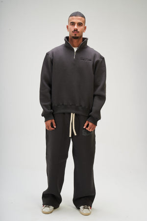 Men – Dark Grey Q-Zip – Seemly Essentials