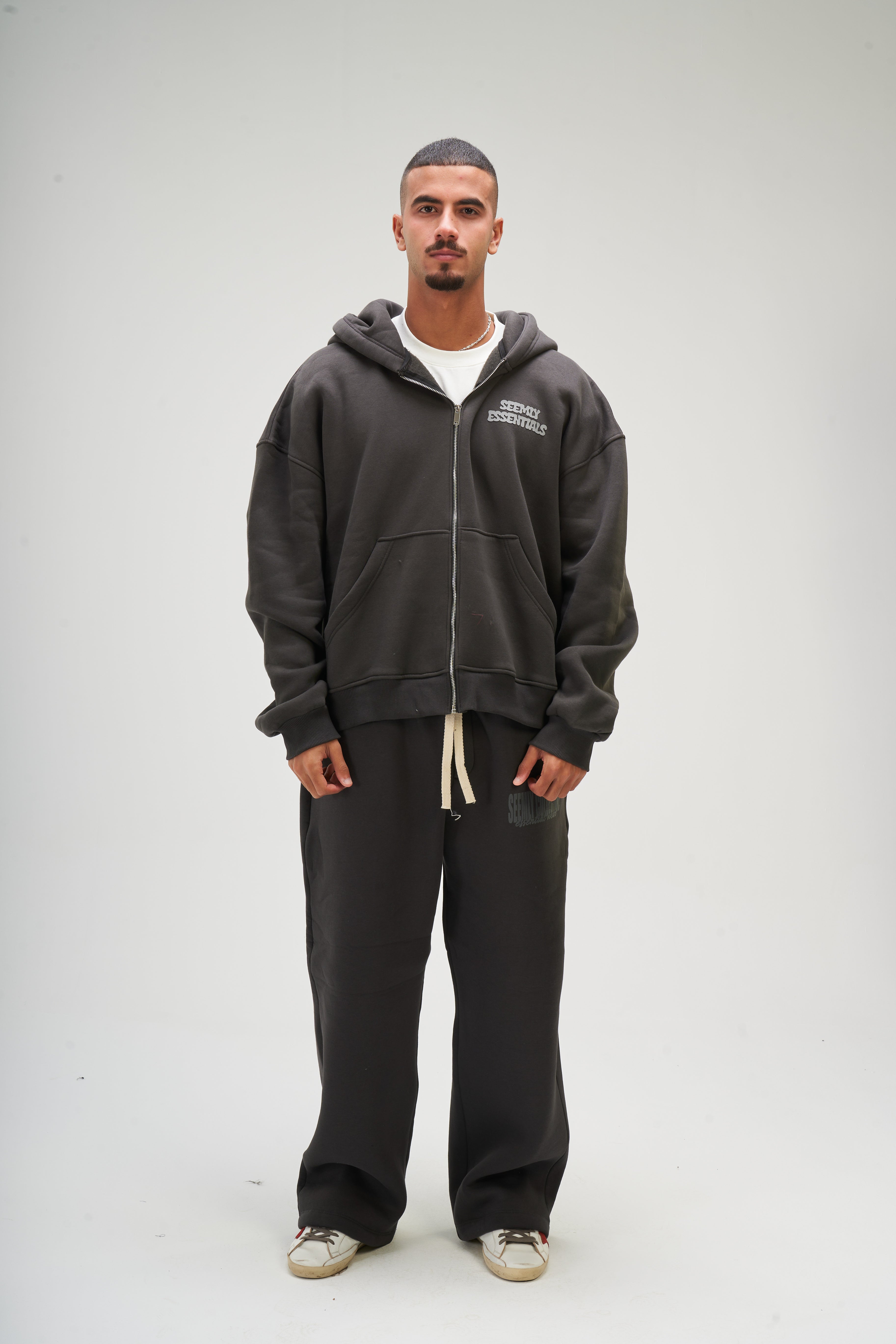 Men – Dark Grey Zip-Up Hoodie – Seemly Essentials