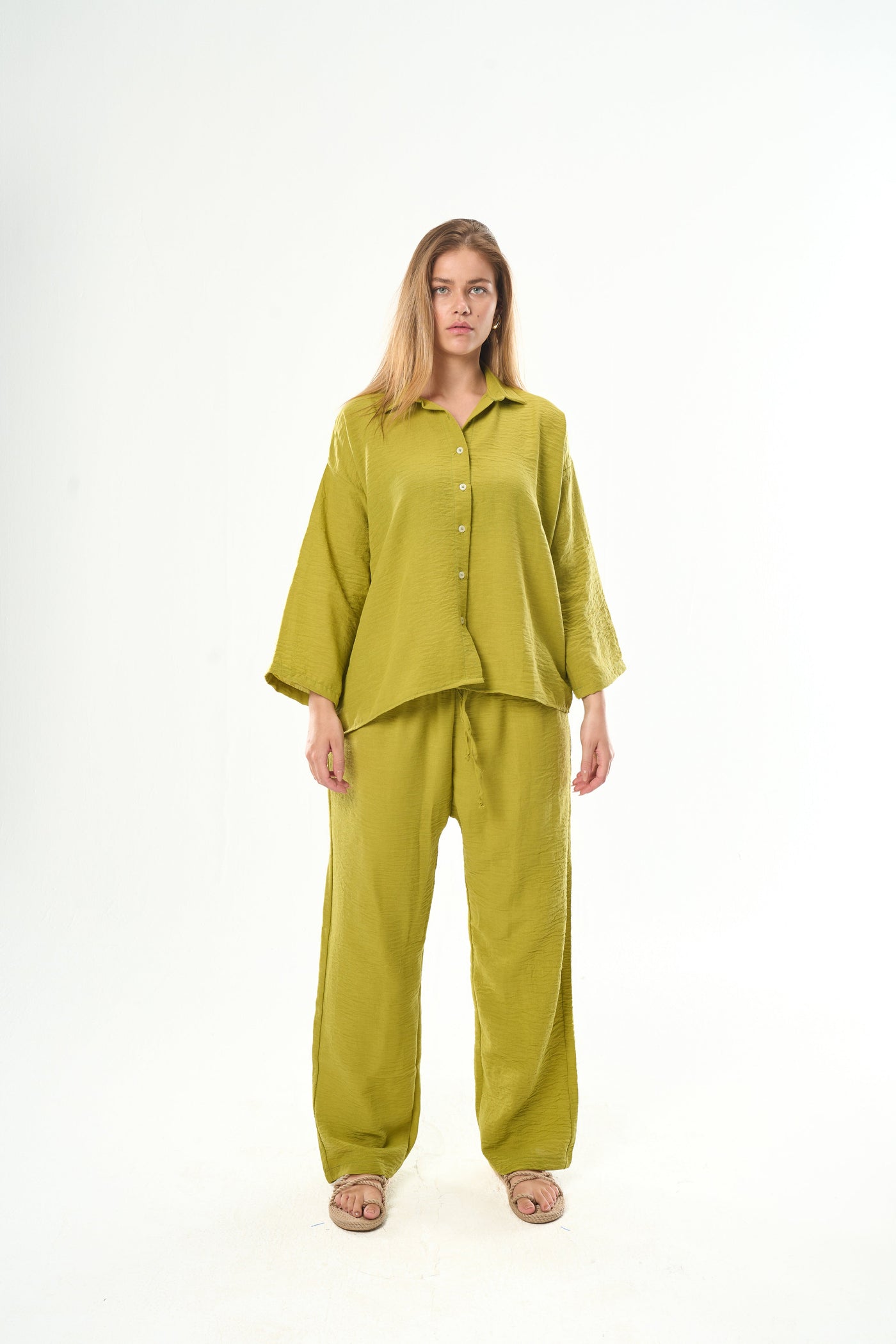 Women Kiwi Linen Pants