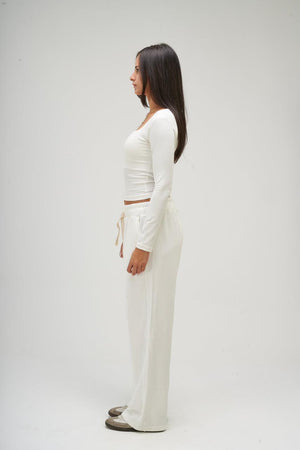 Women – White Long Sleeve Square Top – Seemly Essentials