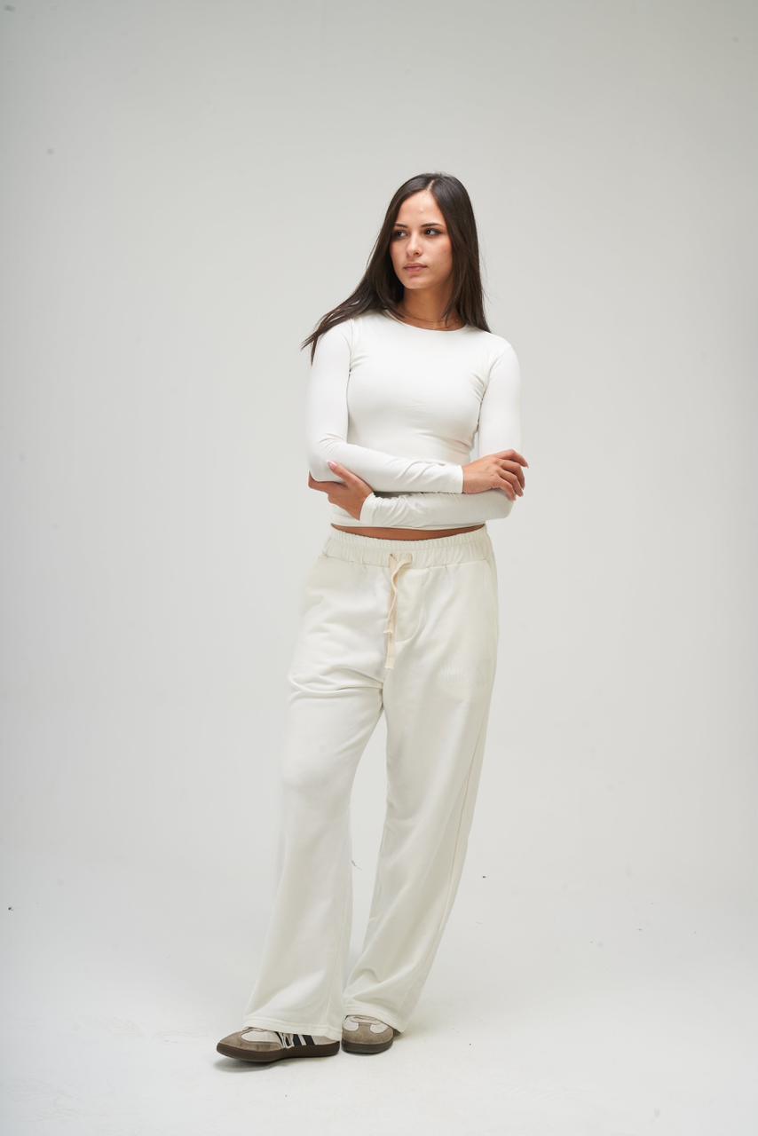 Women – White Long Sleeve Round Top – Seemly Essentials