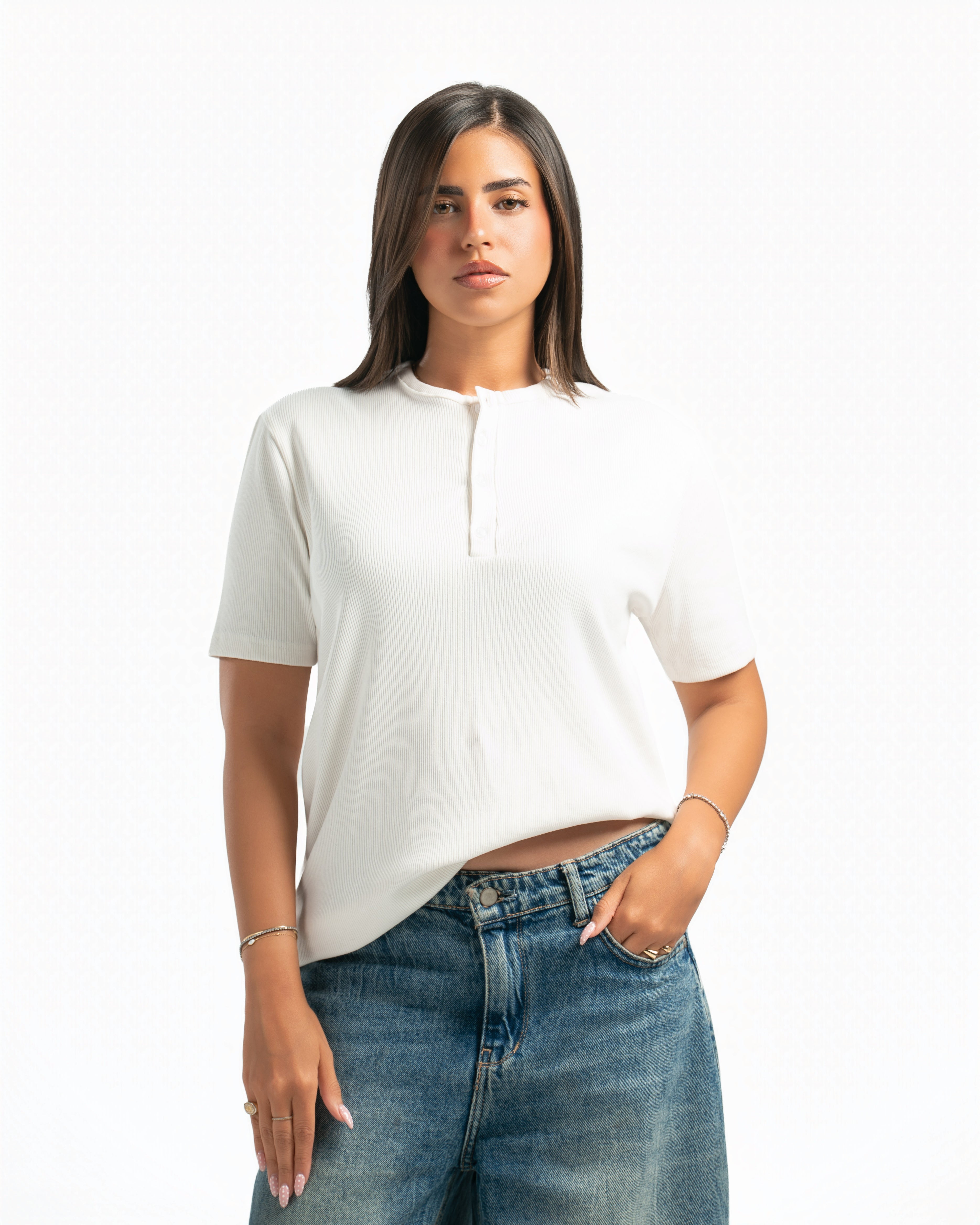 Women – Essential Henley in White, front view (cover)