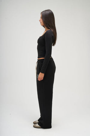 Women – Black Long Sleeve Square Top – Seemly Essentials