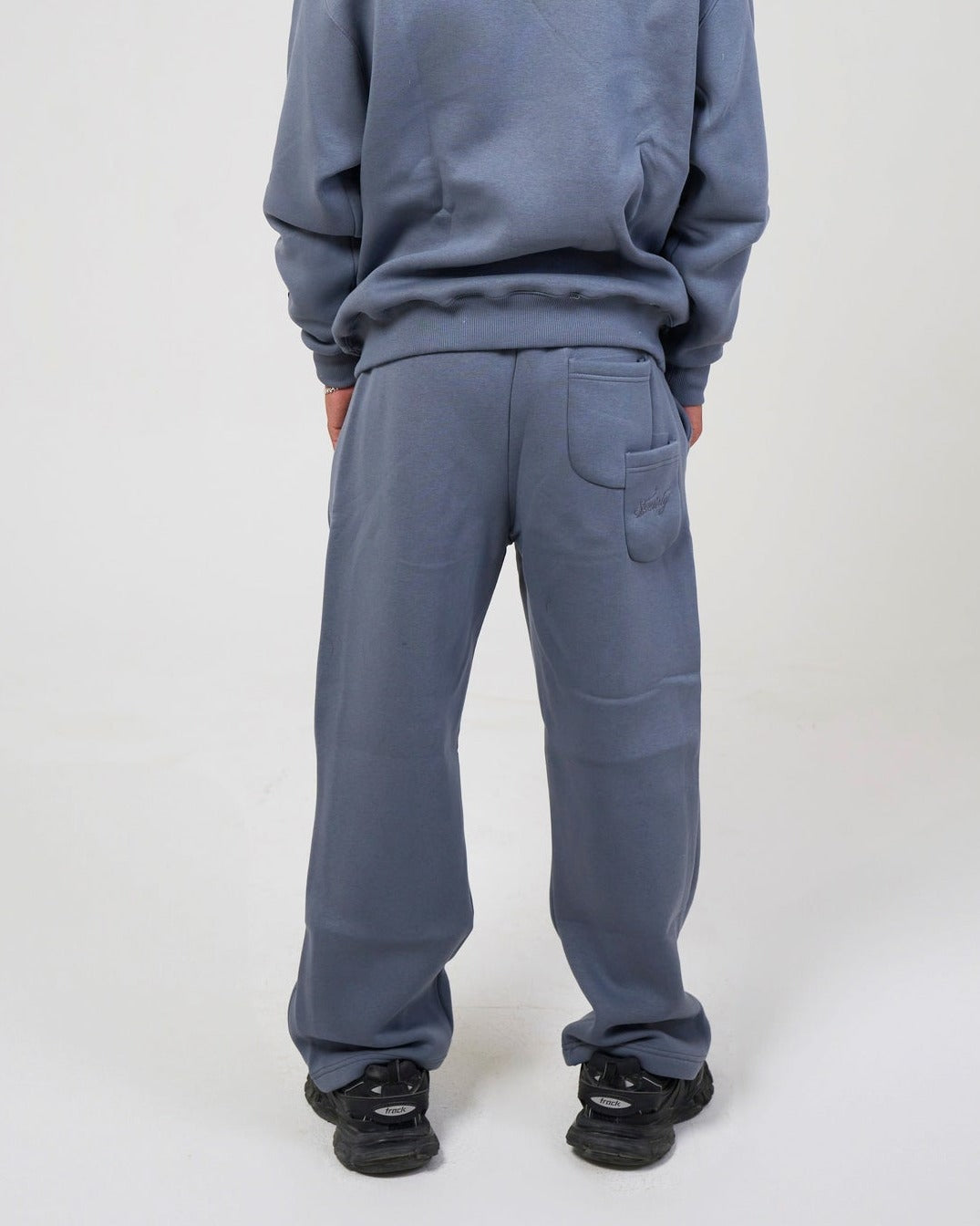 Men – Charcoal Grey Winter Sweatpants – Seemly Essentials (cover)