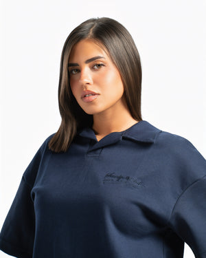 Women – Open-Collar Polo in Navy, detail close-up (cover)
