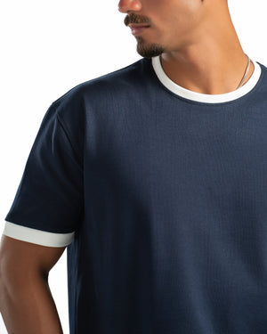 Men – Ringer Tee in Navy, detail close-up (cover)