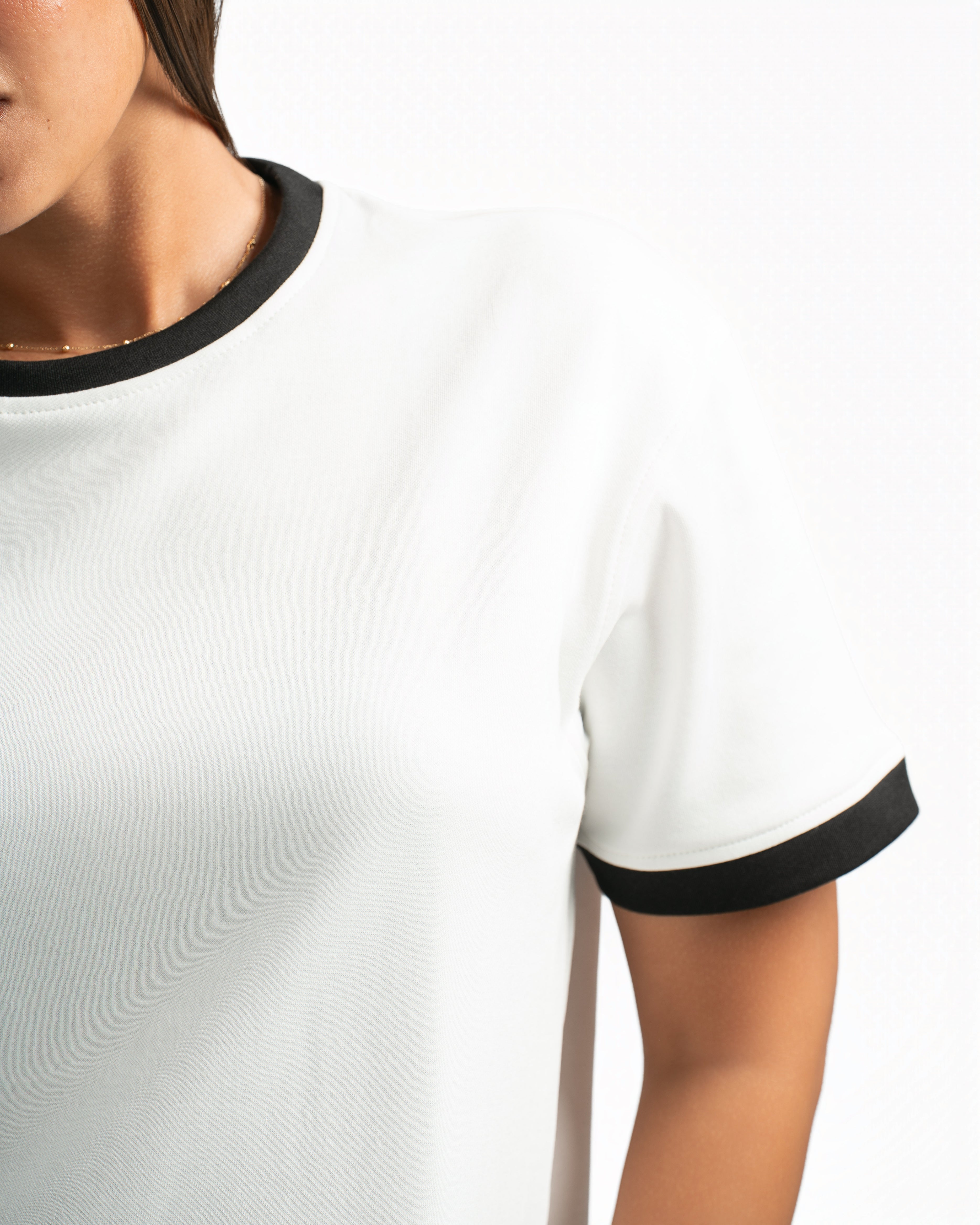 Women – Ringer Tee in White, detail close-up (cover)