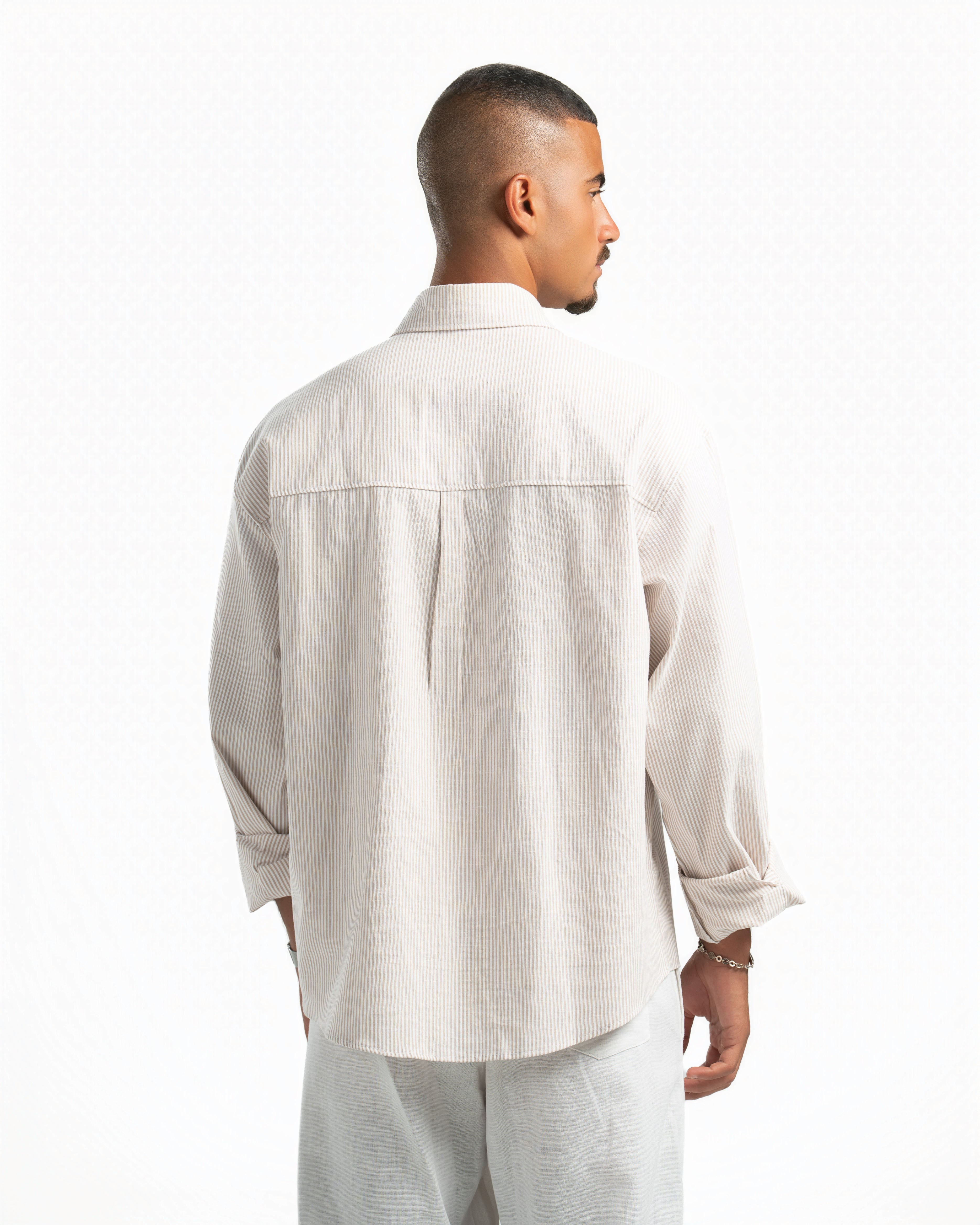 Men – Striped Shirt in Beige Stripe, back view (cover)